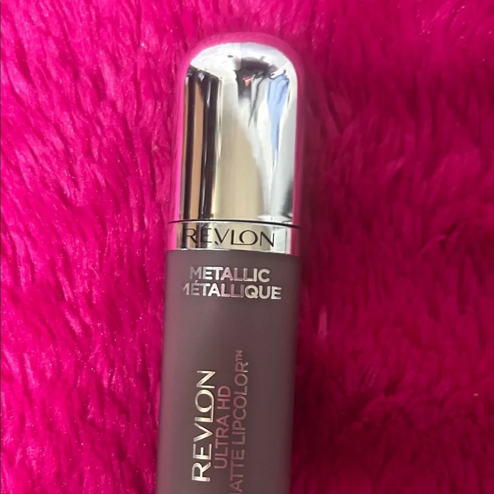 Revlon Ultra HD Matte Lipcolor - Metallic Metallicque brown